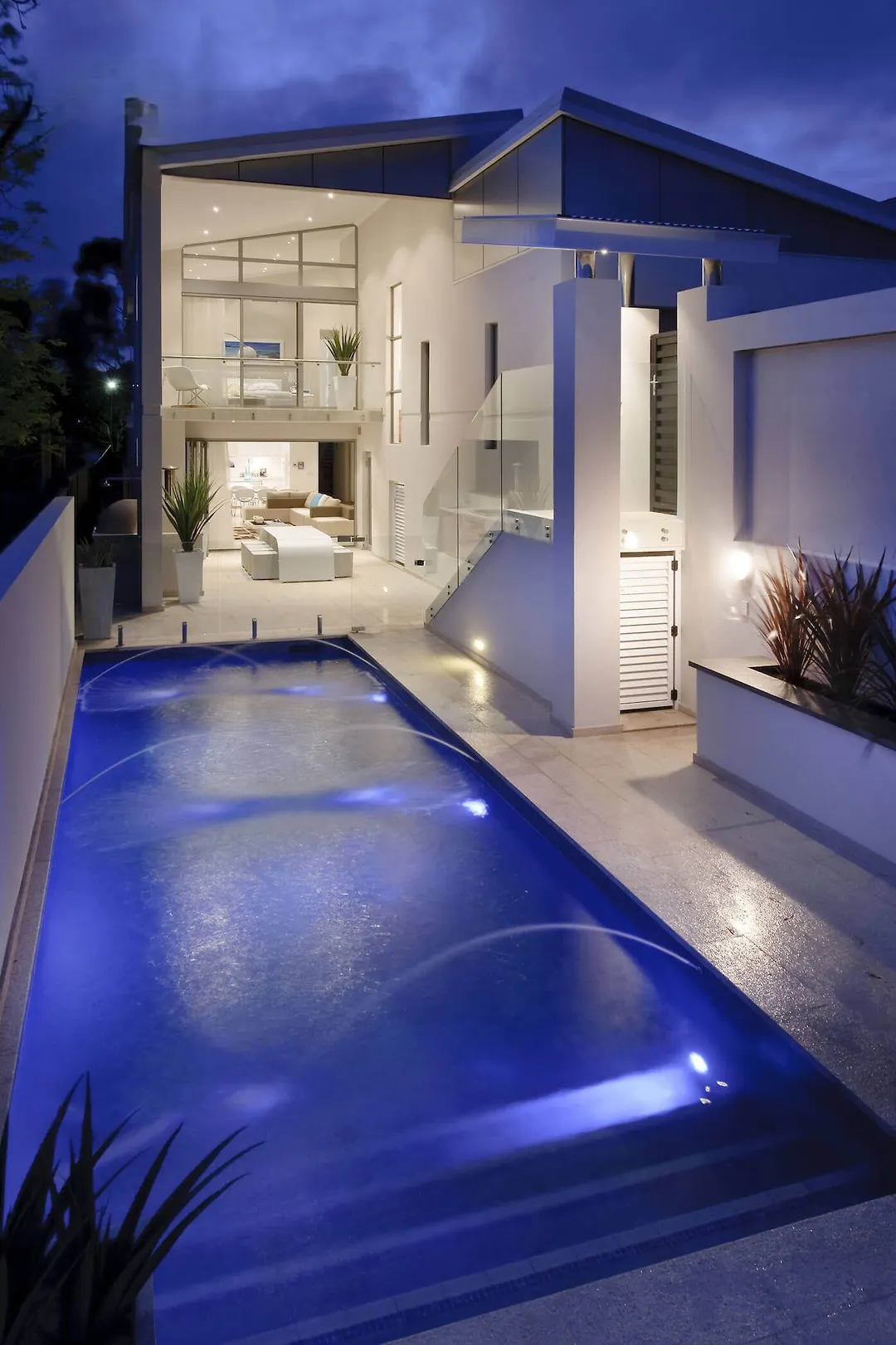 چراغ استخر و آبنما SH-B4A0158 شعاع