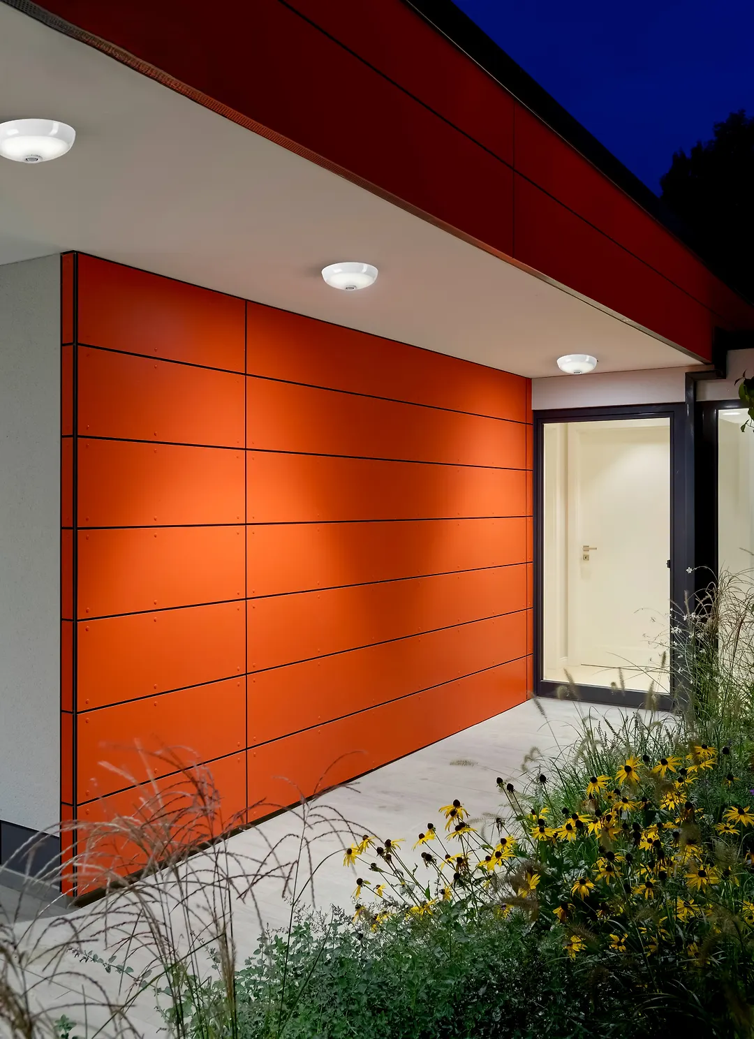 چراغ سنسوردار سقفی روکار 15 وات SH-2612S شعاع