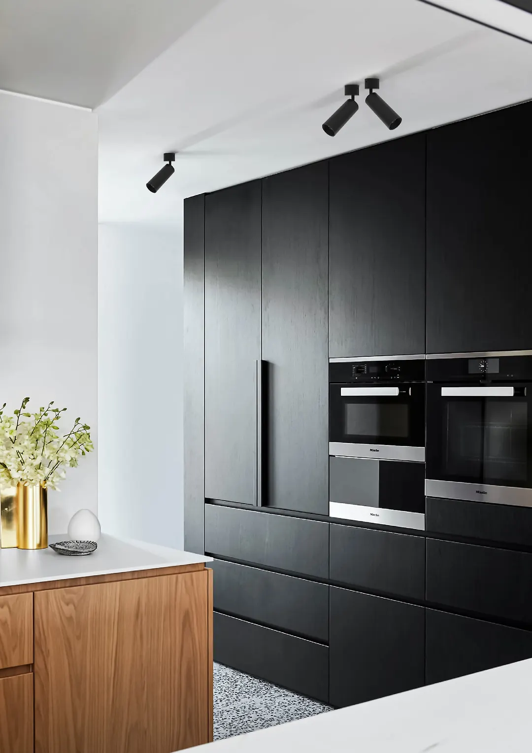 چراغ سقفی روکار استوانه متحرک 10 وات مشکی SH- 449 شعاع