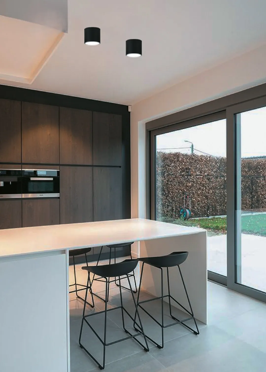 چراغ سقفی روکار استوانه 7 وات مشکی SH-4016 شعاع