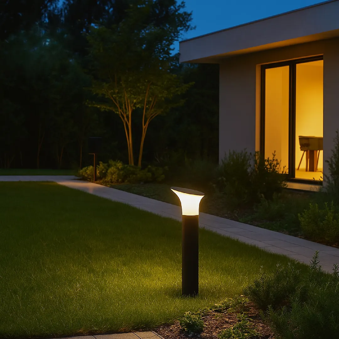 چراغ حیاطی 9 وات خاکستری ارتفاع 50 سانتی متری 1406 -SH شعاع